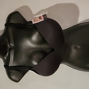 Maidenform Dreamwire Natural lift Bra. 36DD